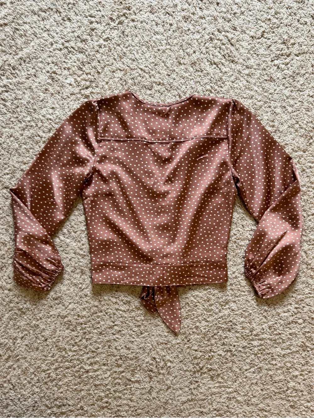 Abercrombie&Fitch Women’s Polka-Dot Satin Tie-Front Long-Sleeve Blouse. Size M.